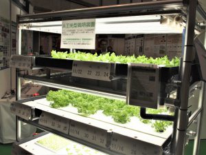 簡素な植物工場システムに見えるが、実は…？