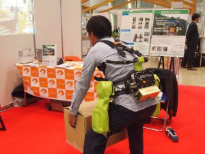話題のパワーアシストスーツが販売開始