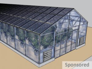 低コストで高耐久！ 屋根の上で発電もできる「鉄骨ポリカハウス」