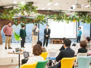 先進農家の働き方を変えた、ITサービスの活用術