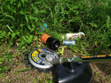 人気Youtuberがメリット・デメリットを紹介！刈払機の安全性を高めるアタッチメントとは？